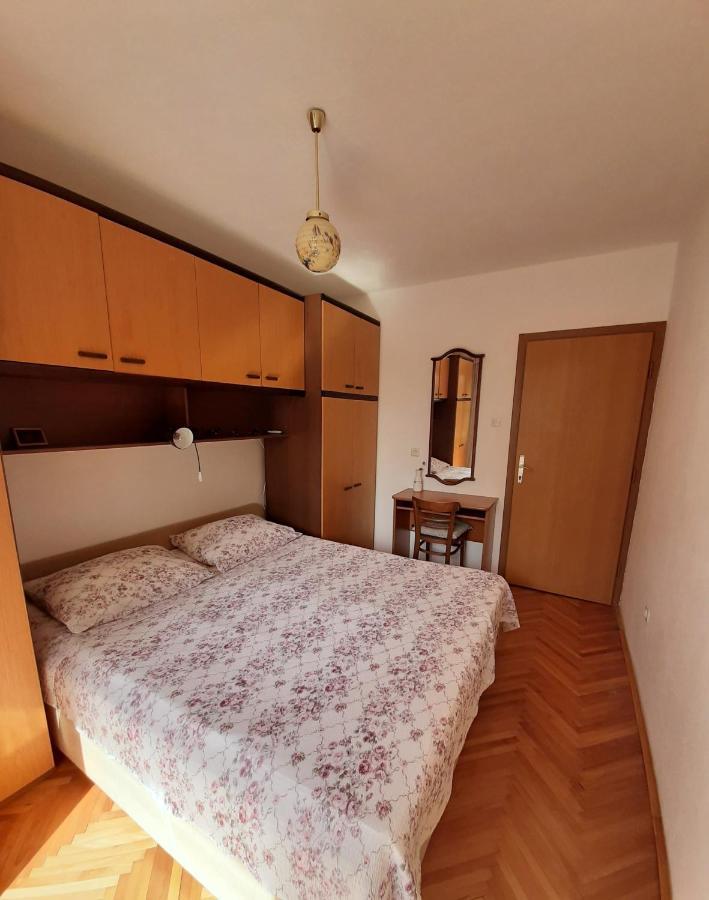 Ivka Apartment