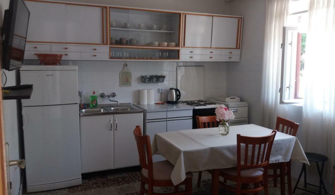 Ivka Apartment